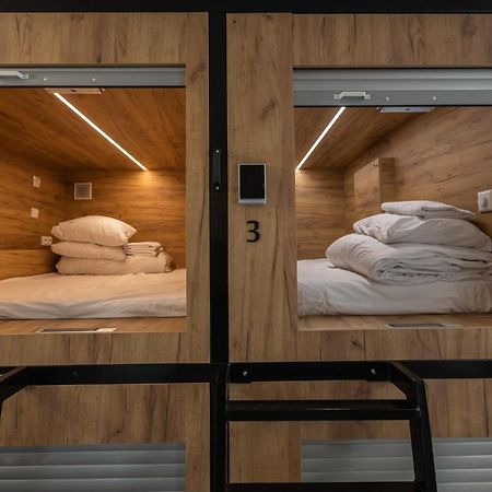 Expo Capsule Hostel براغ المظهر الخارجي الصورة