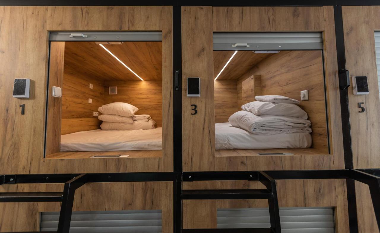 Expo Capsule Hostel براغ المظهر الخارجي الصورة